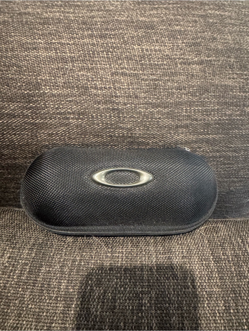 Oakley zippered sunglass/ glass case